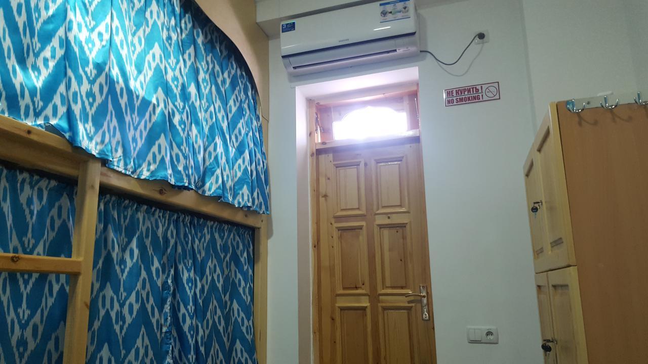 Amir Hostel Samarkand Esterno foto